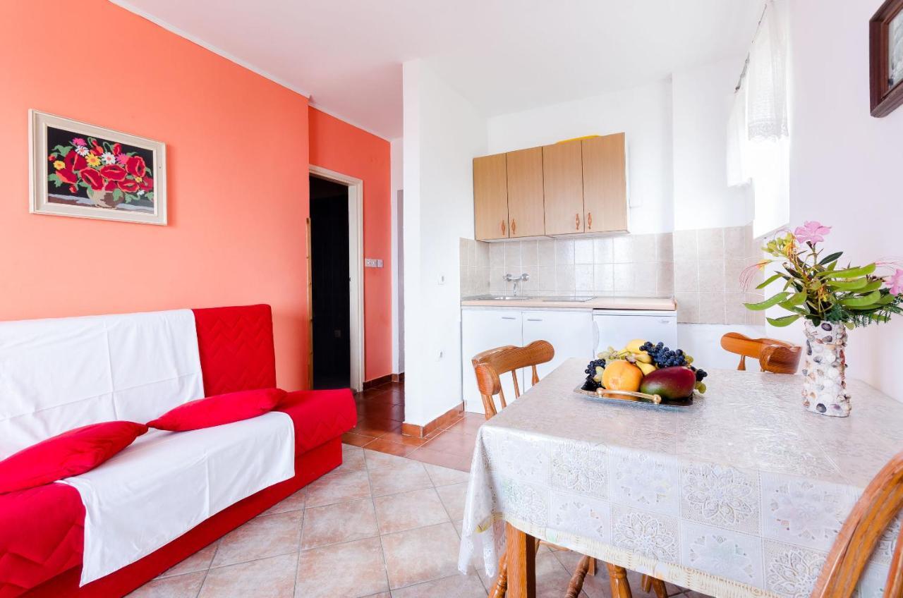 Apartments Sime Lopar Quarto foto